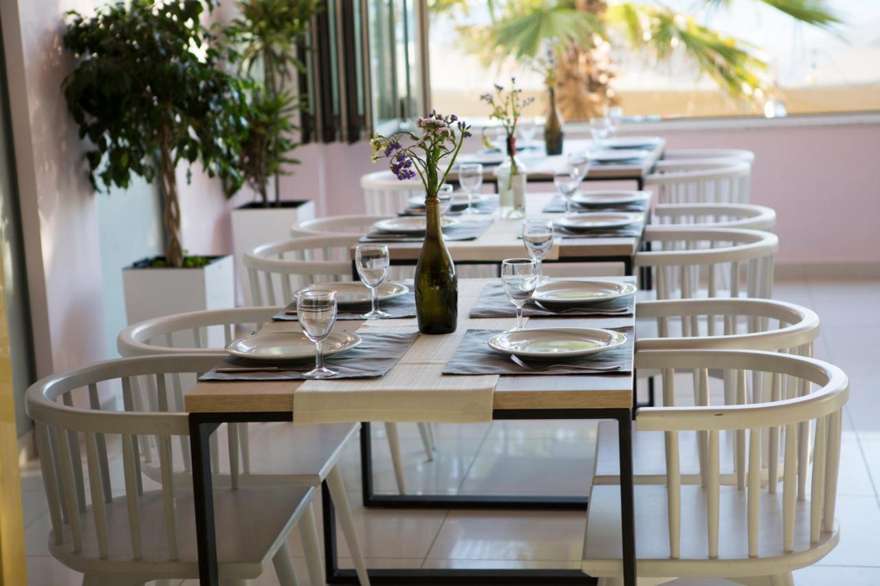 Hotel Vala Durrës Buitenkant foto