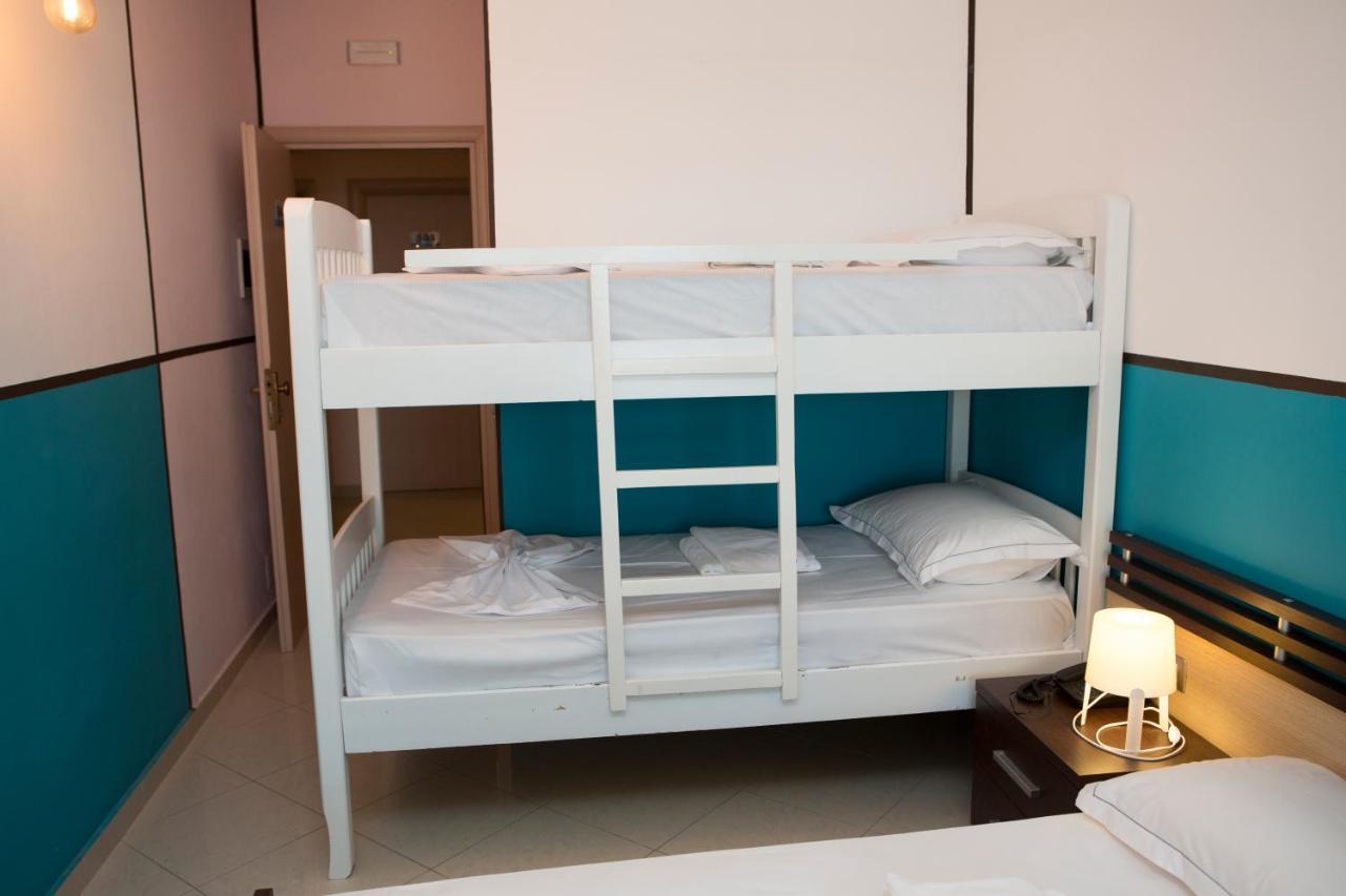 Hotel Vala Durrës Buitenkant foto
