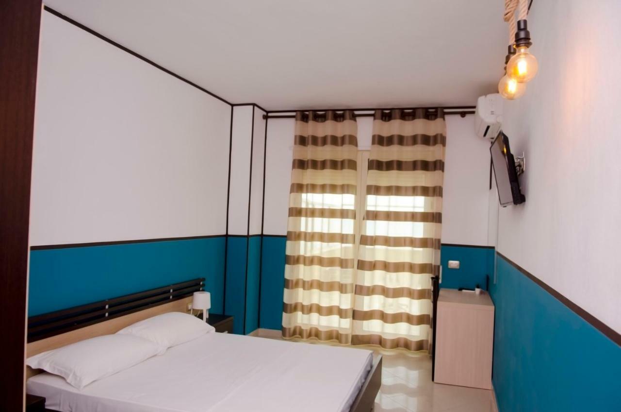 Hotel Vala Durrës Buitenkant foto