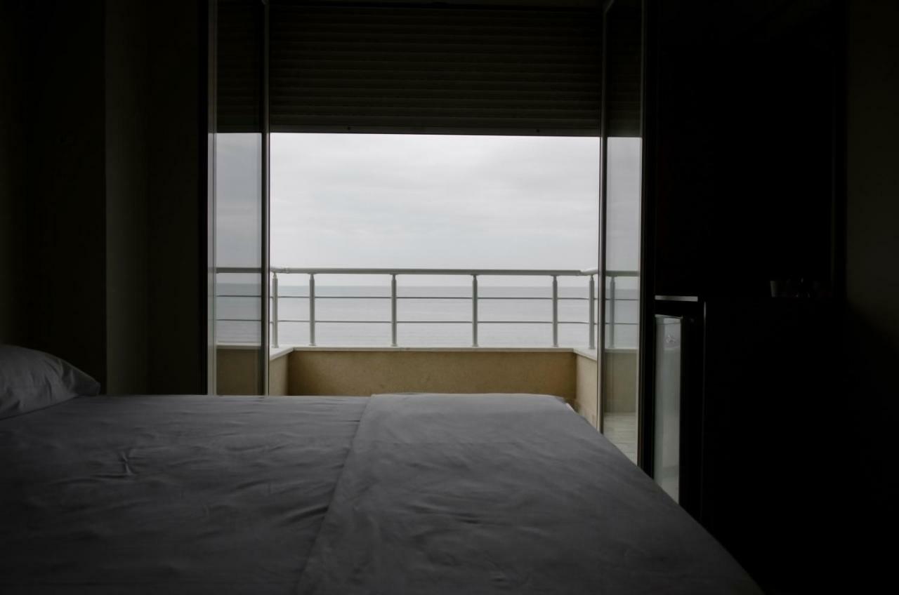 Hotel Vala Durrës Buitenkant foto