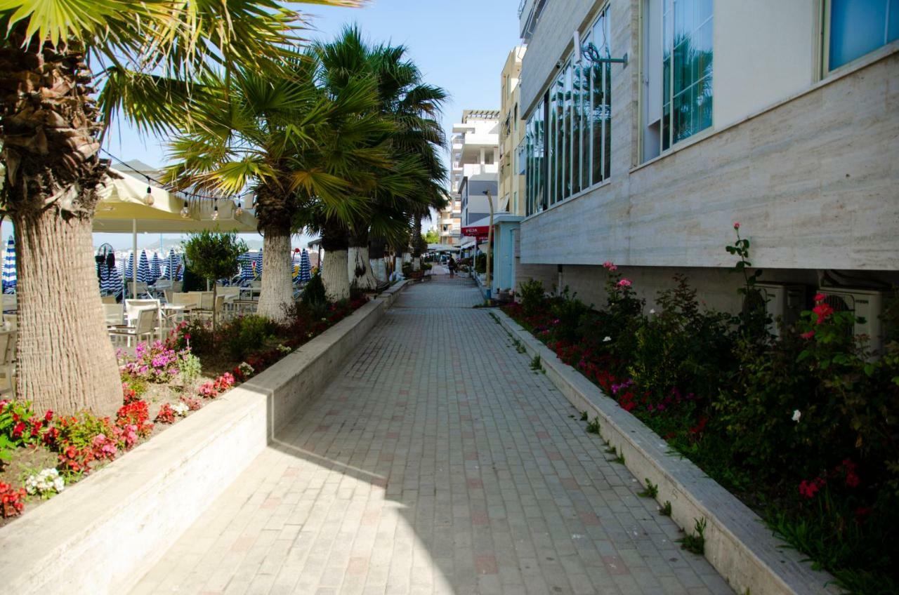 Hotel Vala Durrës Buitenkant foto