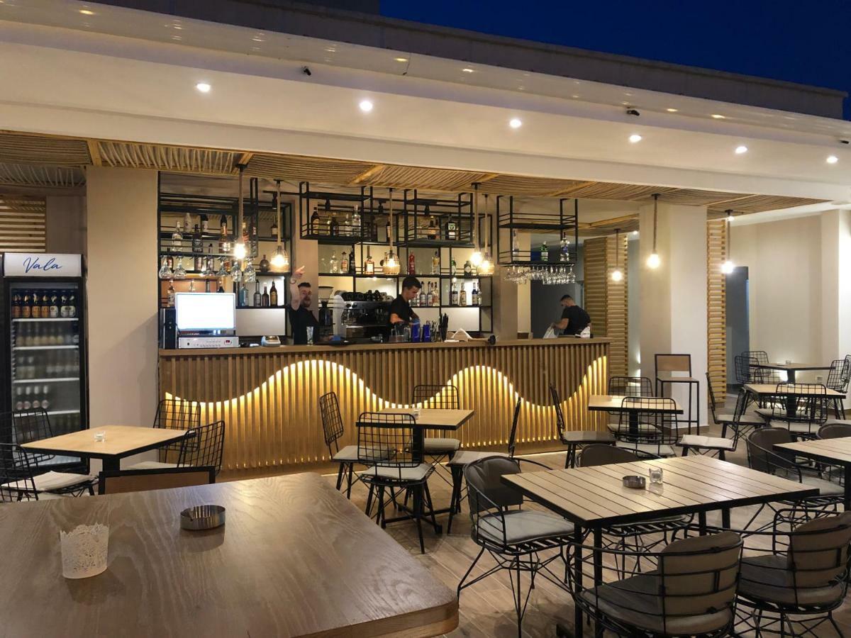 Hotel Vala Durrës Buitenkant foto